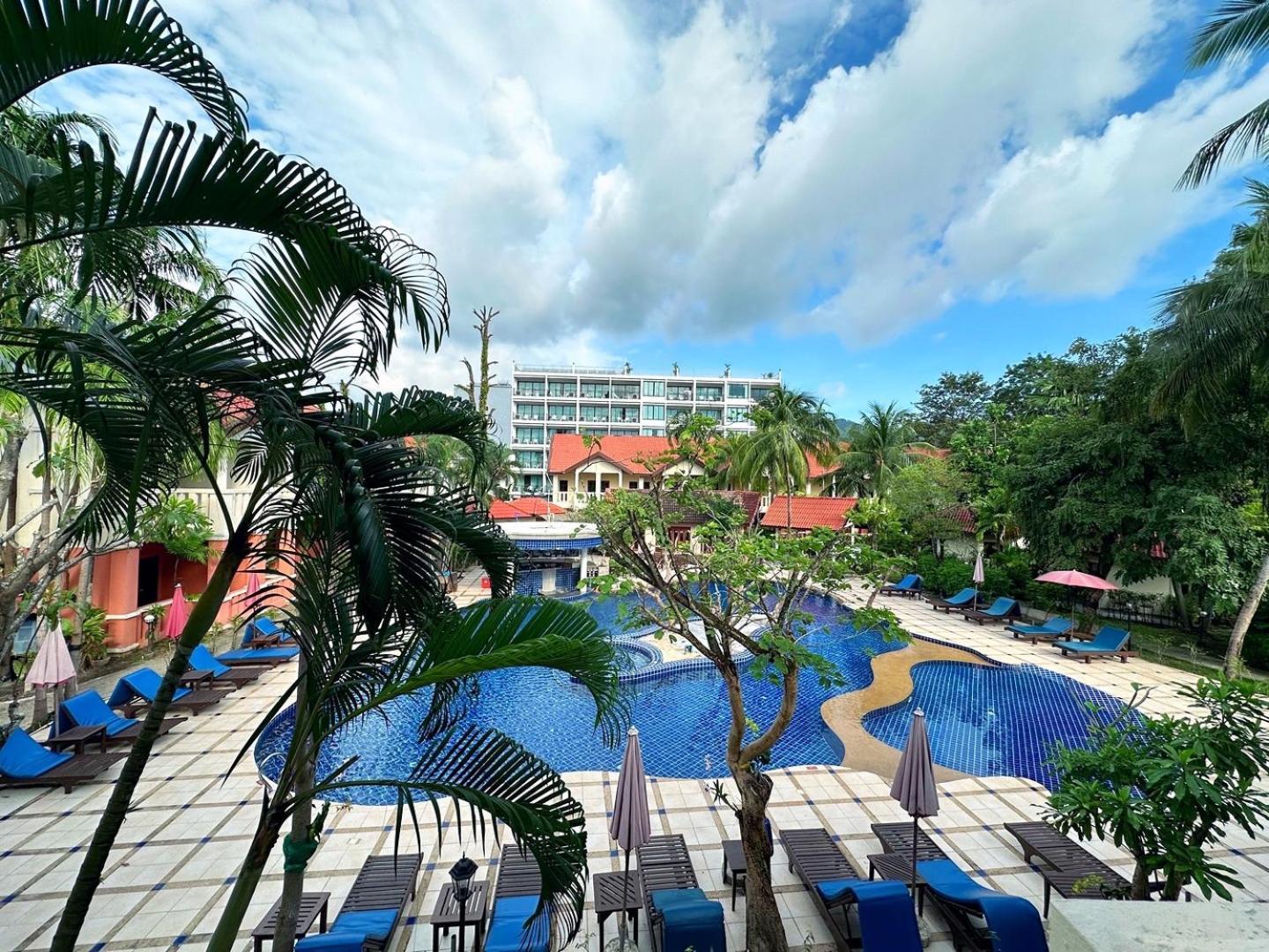 Phuket Leelavadee Hua Ting Resort パトン エクステリア 写真