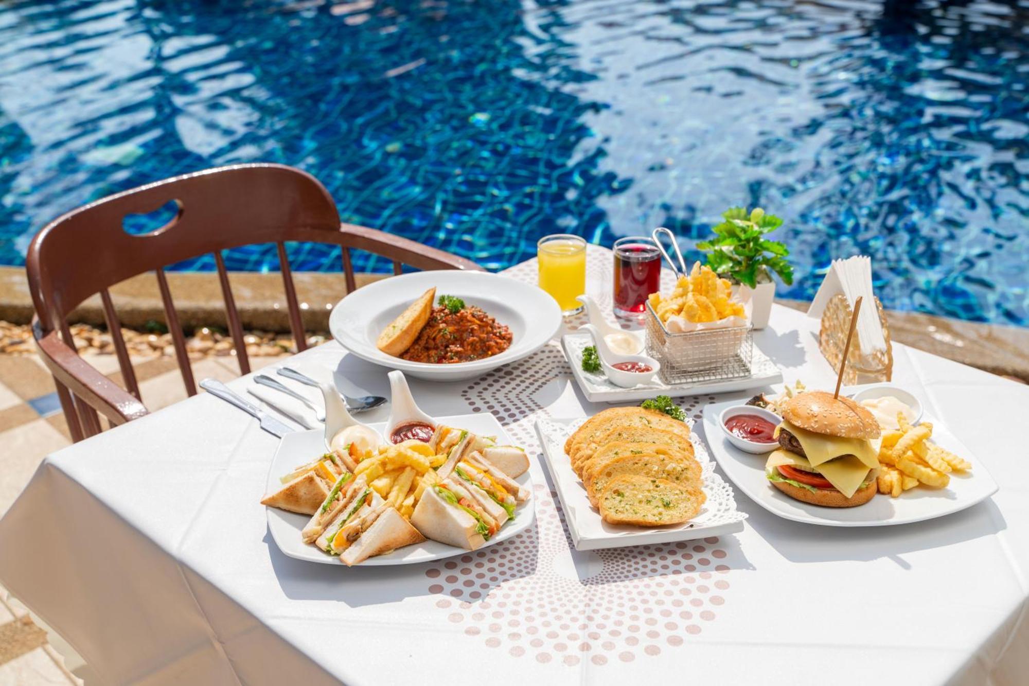 Phuket Leelavadee Hua Ting Resort パトン エクステリア 写真