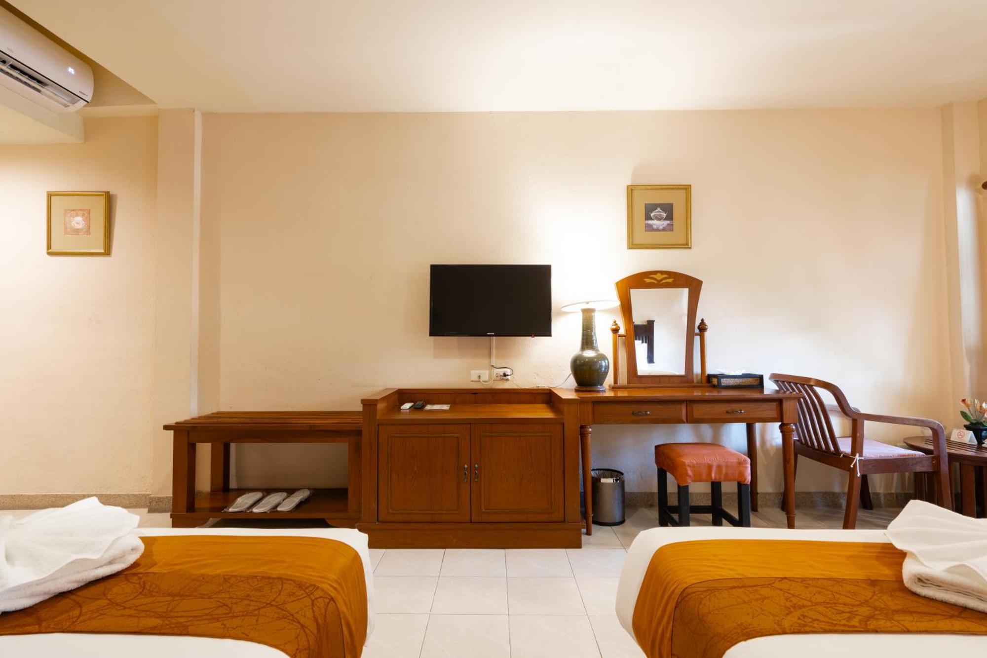 Phuket Leelavadee Hua Ting Resort パトン エクステリア 写真