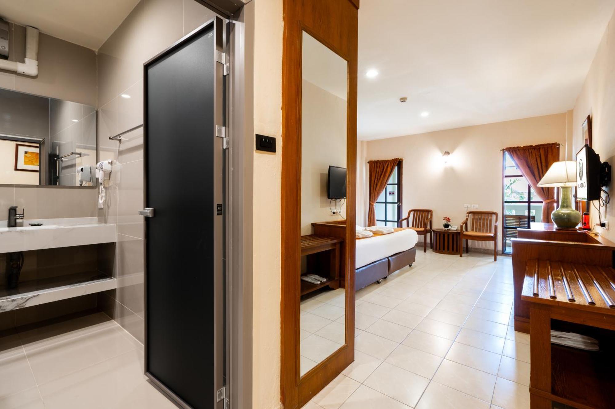 Phuket Leelavadee Hua Ting Resort パトン エクステリア 写真