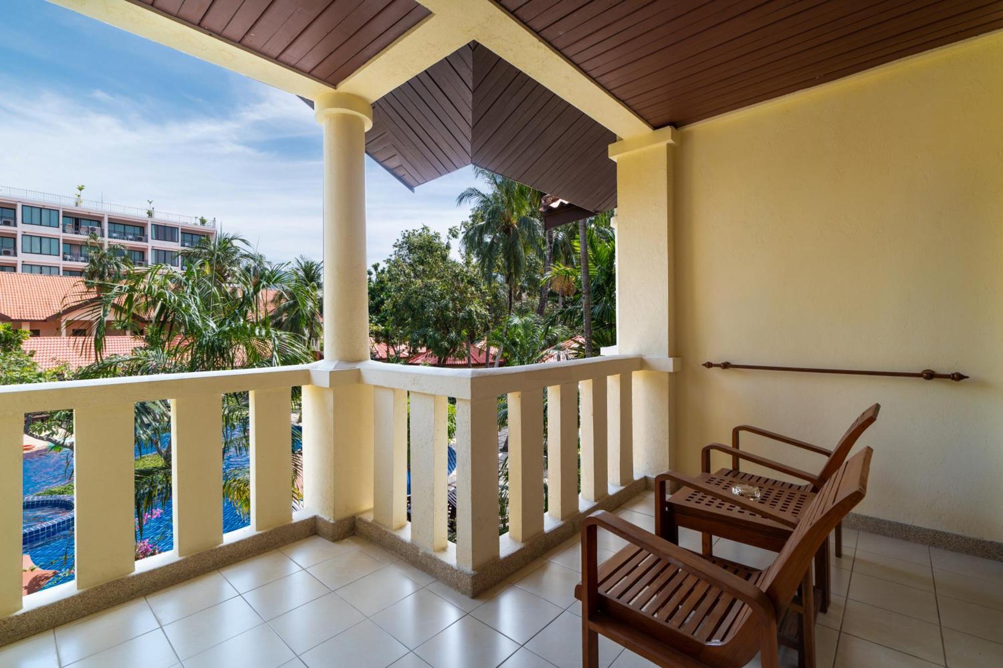 Phuket Leelavadee Hua Ting Resort パトン エクステリア 写真