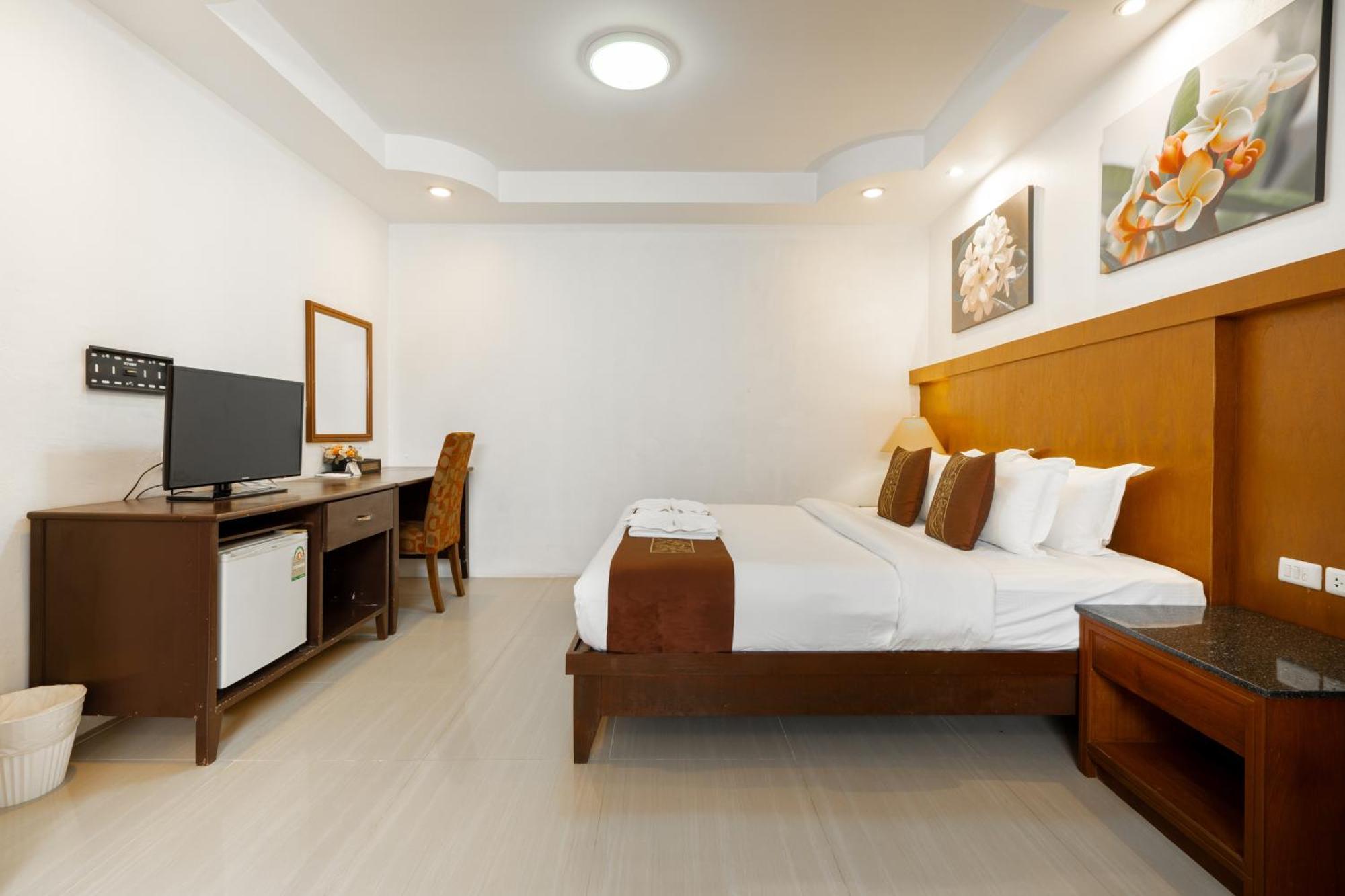 Phuket Leelavadee Hua Ting Resort パトン エクステリア 写真
