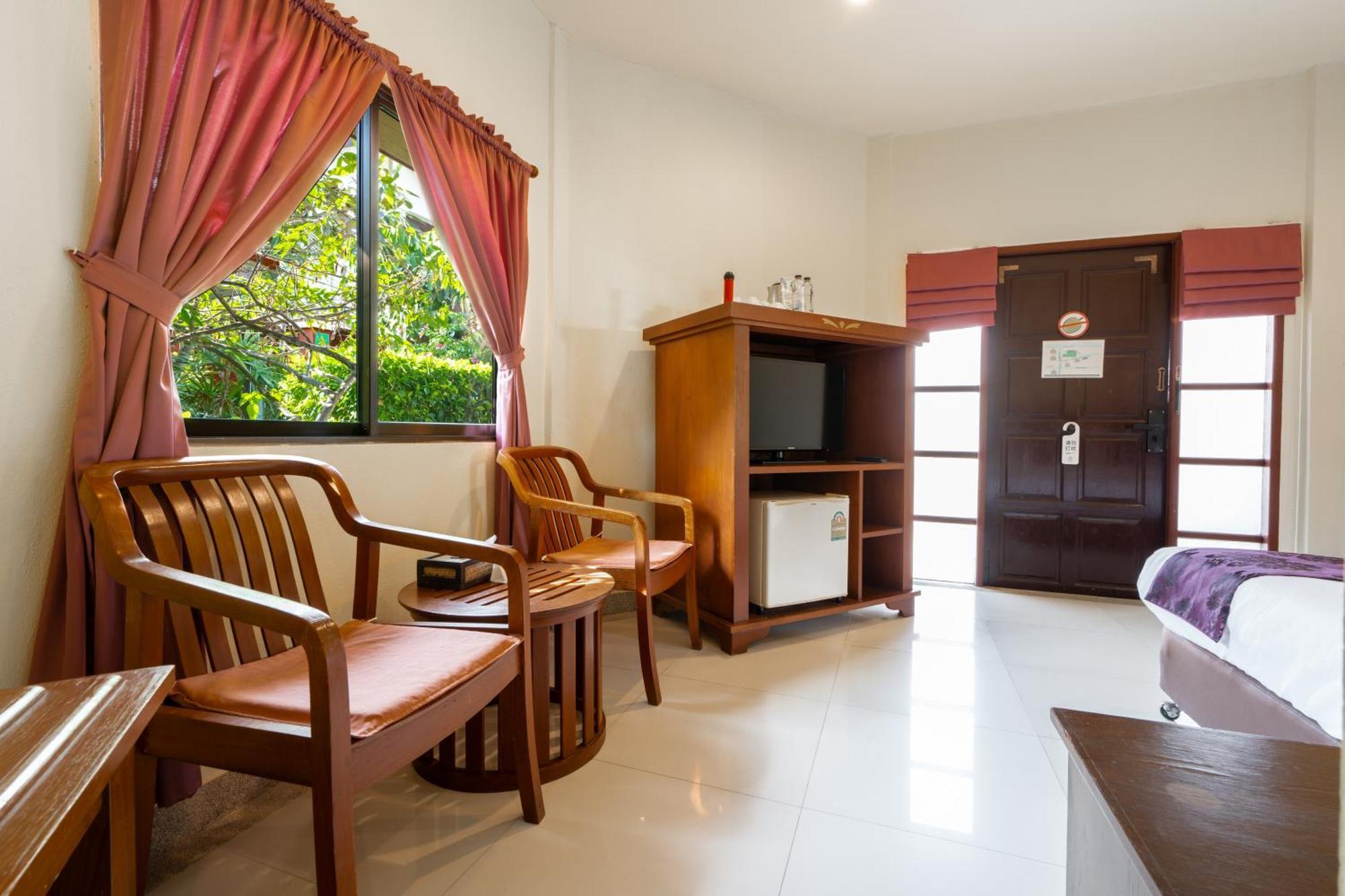 Phuket Leelavadee Hua Ting Resort パトン エクステリア 写真
