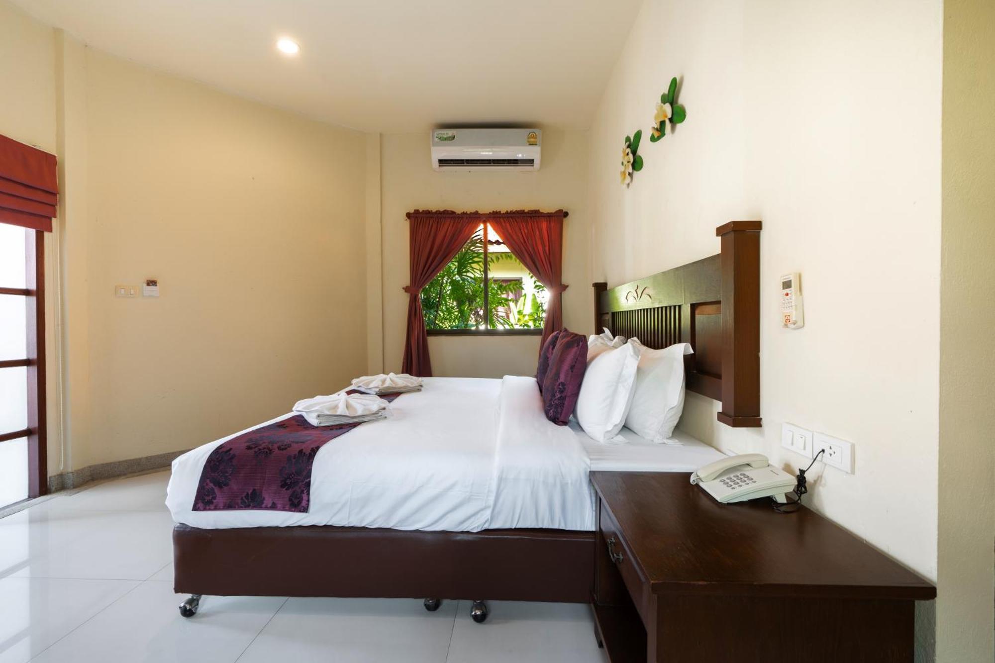 Phuket Leelavadee Hua Ting Resort パトン エクステリア 写真