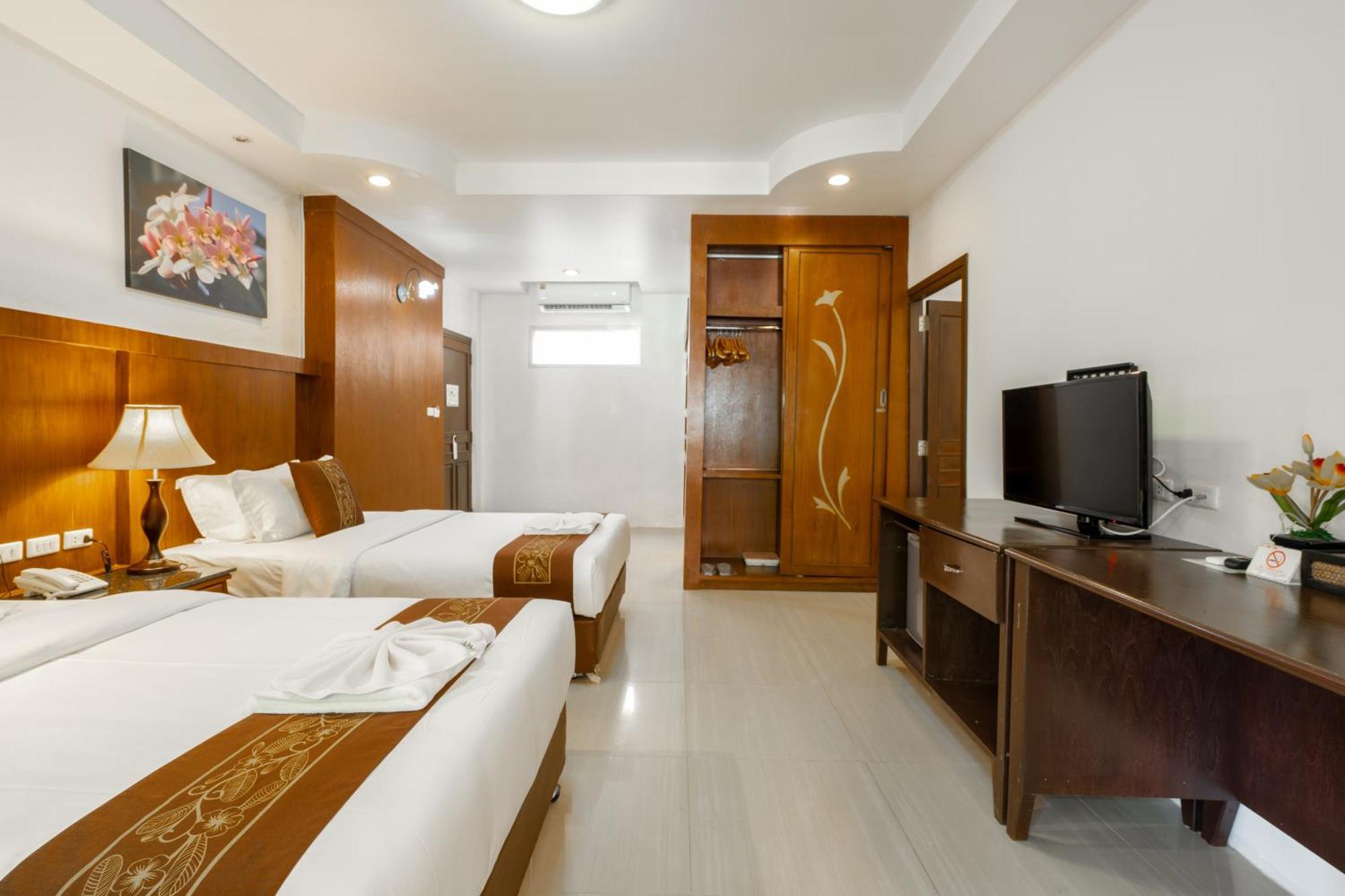 Phuket Leelavadee Hua Ting Resort パトン エクステリア 写真