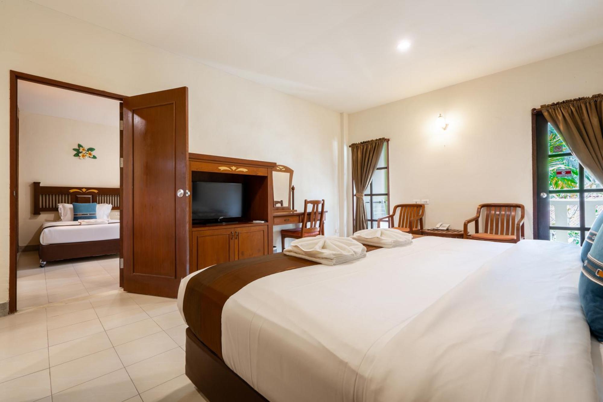 Phuket Leelavadee Hua Ting Resort パトン エクステリア 写真