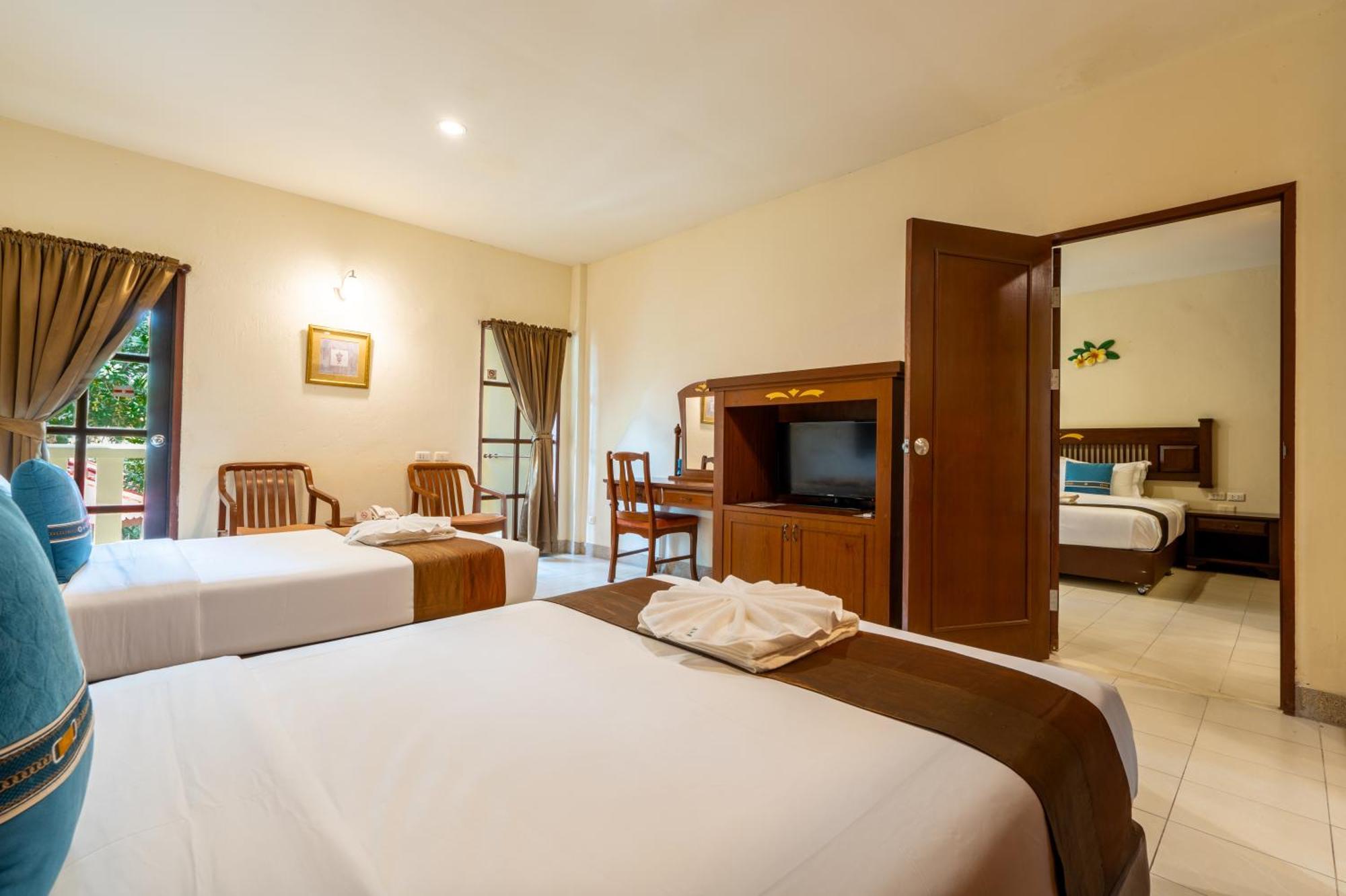 Phuket Leelavadee Hua Ting Resort パトン エクステリア 写真