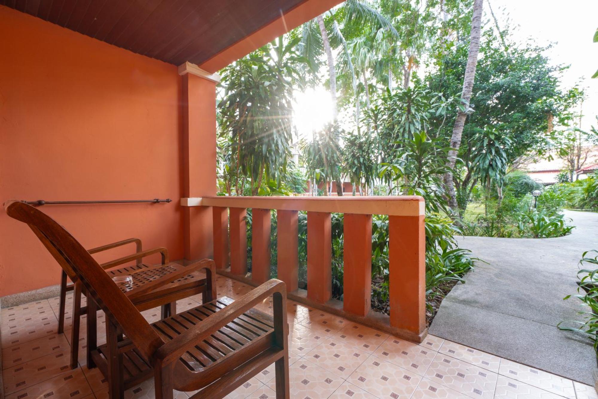 Phuket Leelavadee Hua Ting Resort パトン エクステリア 写真